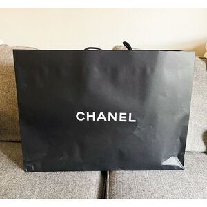 Chanel shopping bag tote